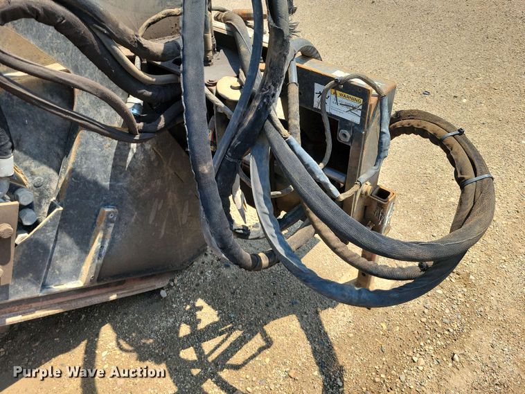 image for item EE1144 2011 Bobcat WS18 skid steer rock saw
