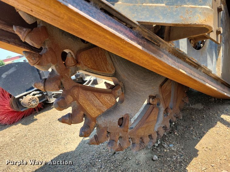 image for item EE1144 2011 Bobcat WS18 skid steer rock saw