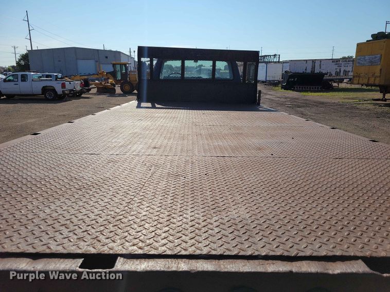 image for item EE1145 1995 Ford F700 dump flatbed truck