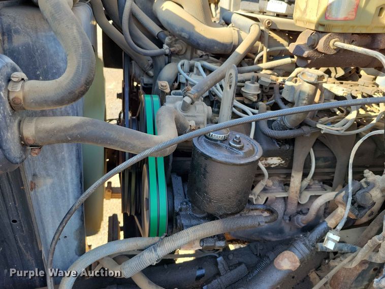 image for item EE1145 1995 Ford F700 dump flatbed truck