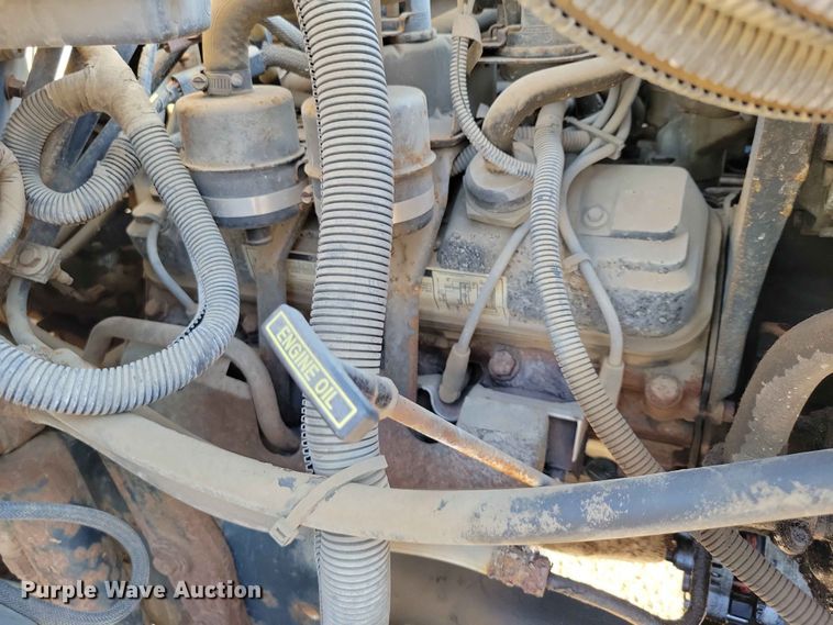 image for item EE1145 1995 Ford F700 dump flatbed truck