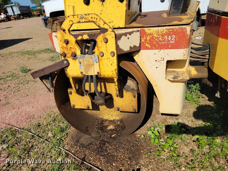 image for item EE1146 2001 Dynapac CC142 double drum vibratory roller