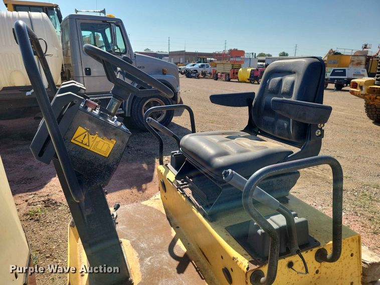 image for item EE1146 2001 Dynapac CC142 double drum vibratory roller