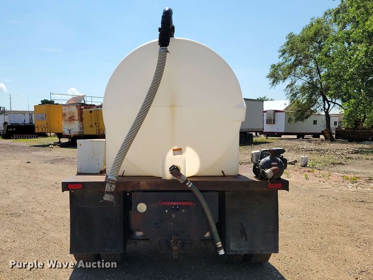 image for item EE1148 1999 Freightliner FL80 tank truck