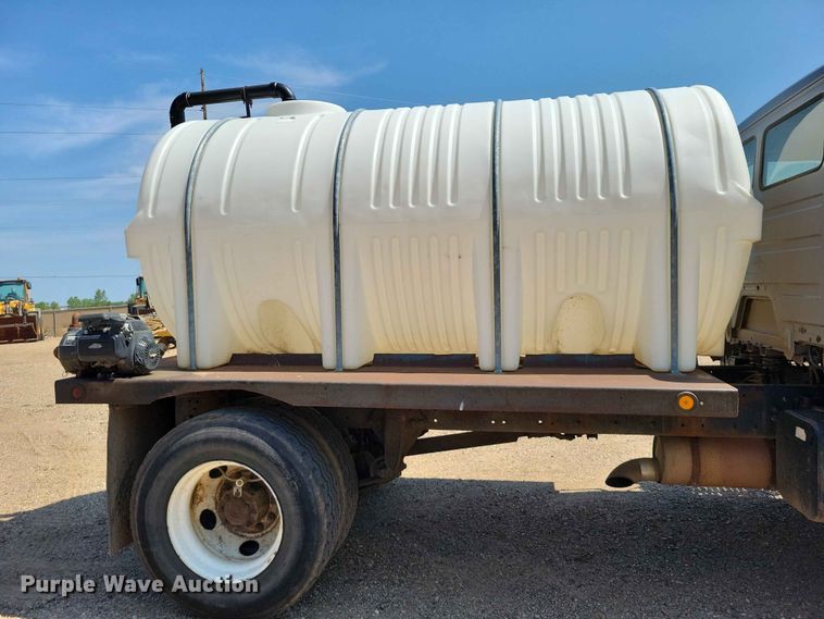 image for item EE1148 1999 Freightliner FL80 tank truck