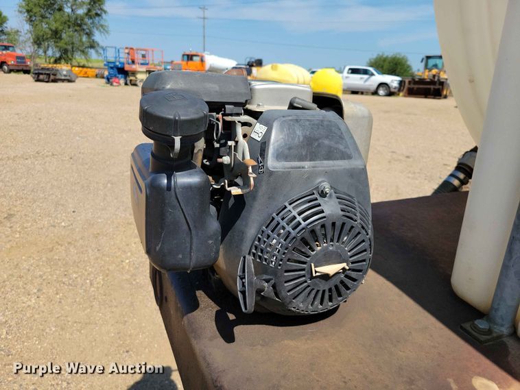 image for item EE1148 1999 Freightliner FL80 tank truck