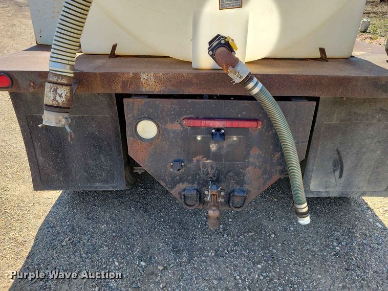 image for item EE1148 1999 Freightliner FL80 tank truck