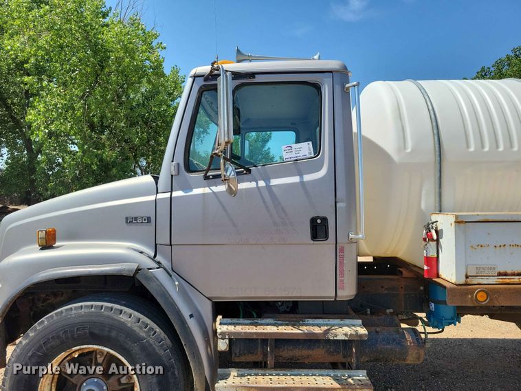 image for item EE1148 1999 Freightliner FL80 tank truck