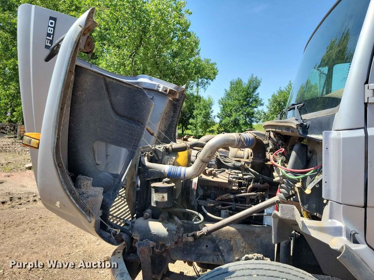 image for item EE1148 1999 Freightliner FL80 tank truck
