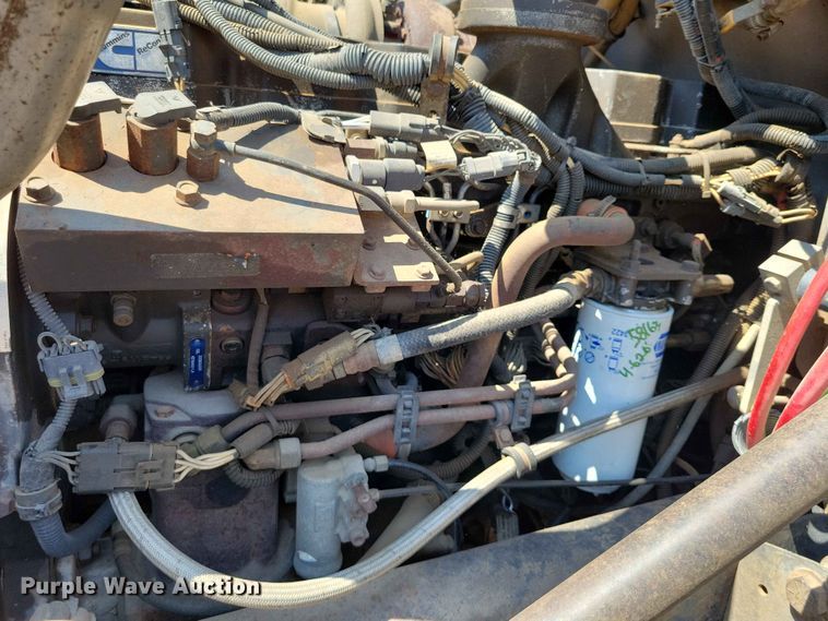 image for item EE1148 1999 Freightliner FL80 tank truck
