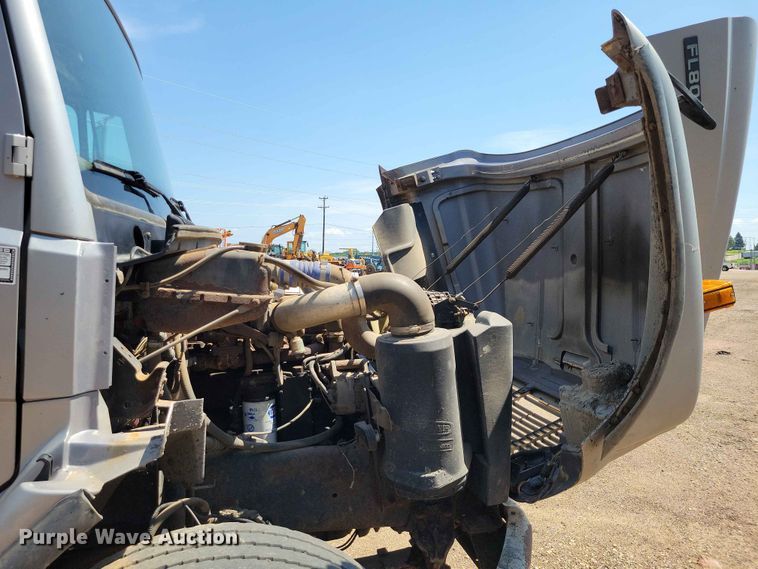 image for item EE1148 1999 Freightliner FL80 tank truck