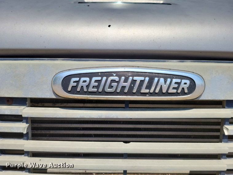 image for item EE1148 1999 Freightliner FL80 tank truck