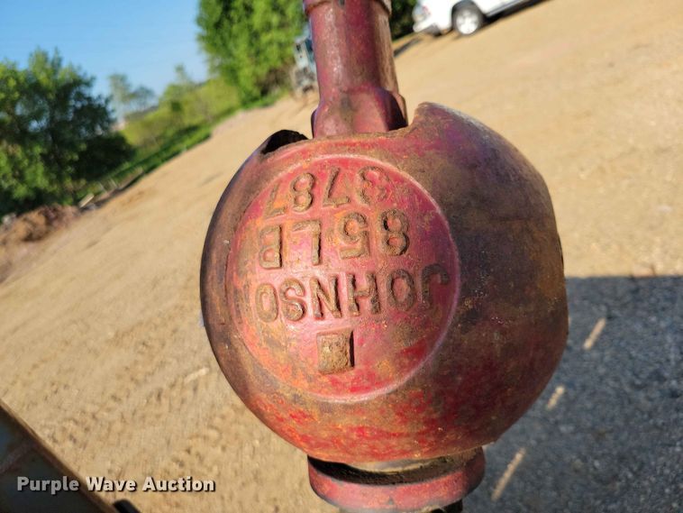 image for item EE1149 1989 Ford F800 crane truck
