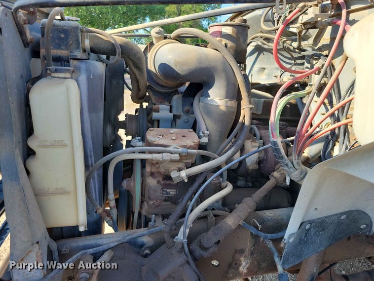image for item EE1149 1989 Ford F800 crane truck