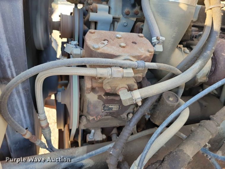 image for item EE1149 1989 Ford F800 crane truck