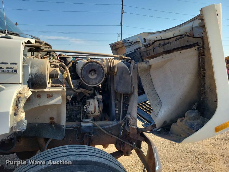 image for item EE1149 1989 Ford F800 crane truck