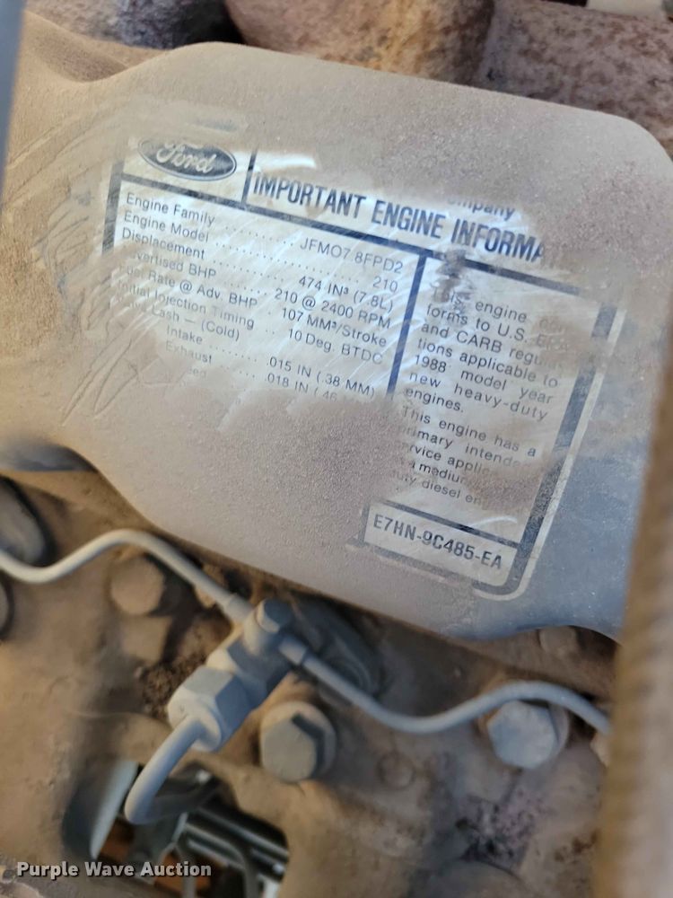 image for item EE1149 1989 Ford F800 crane truck