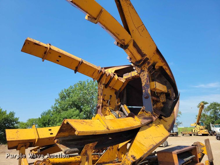 image for item EE1150 1986 GMC Bombardier truck cab and chassis with tree spade