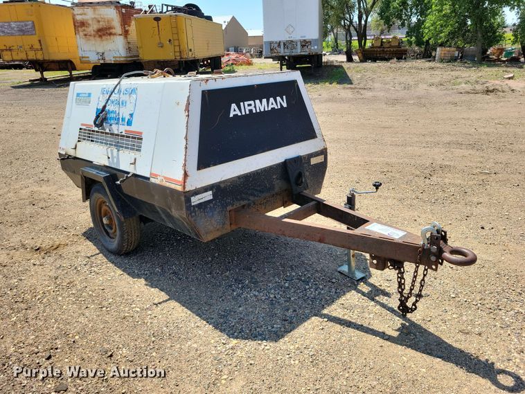 image for item EE1152 1994 Airman PDS185S air compressor