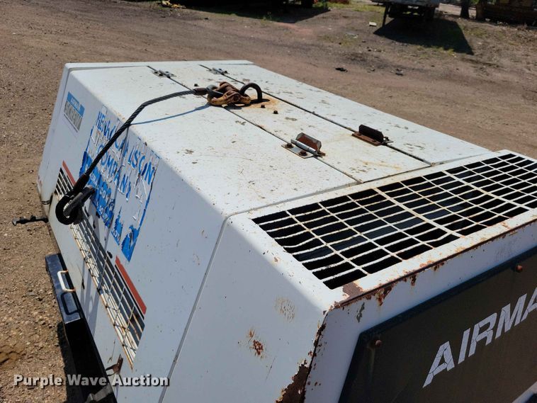 image for item EE1152 1994 Airman PDS185S air compressor