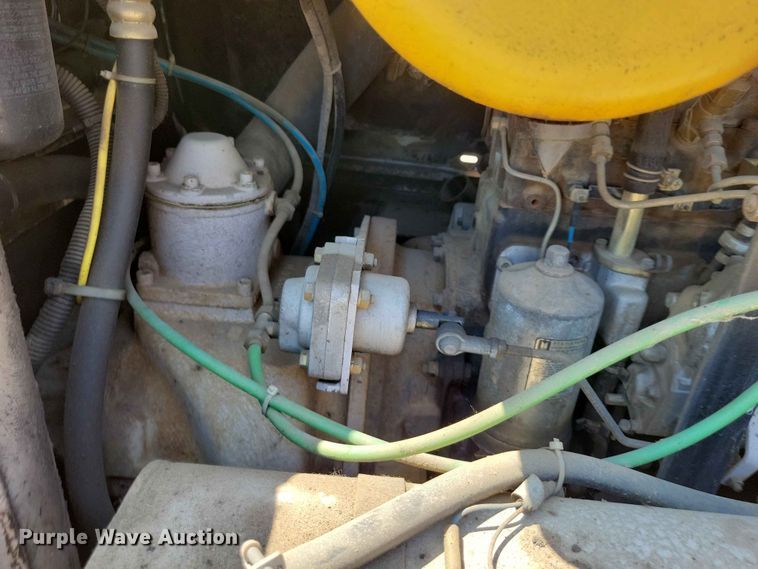 image for item EE1152 1994 Airman PDS185S air compressor