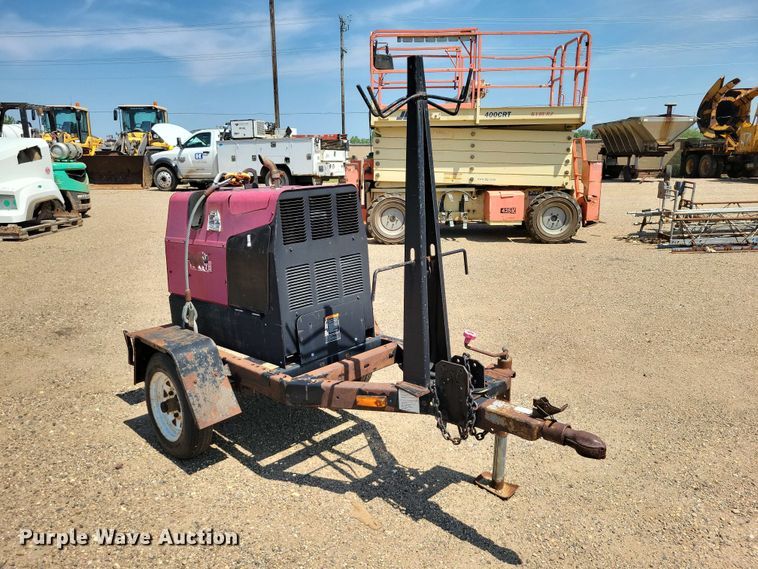 image for item EE1153 2004 Lincoln Ranger 250 welder/generator