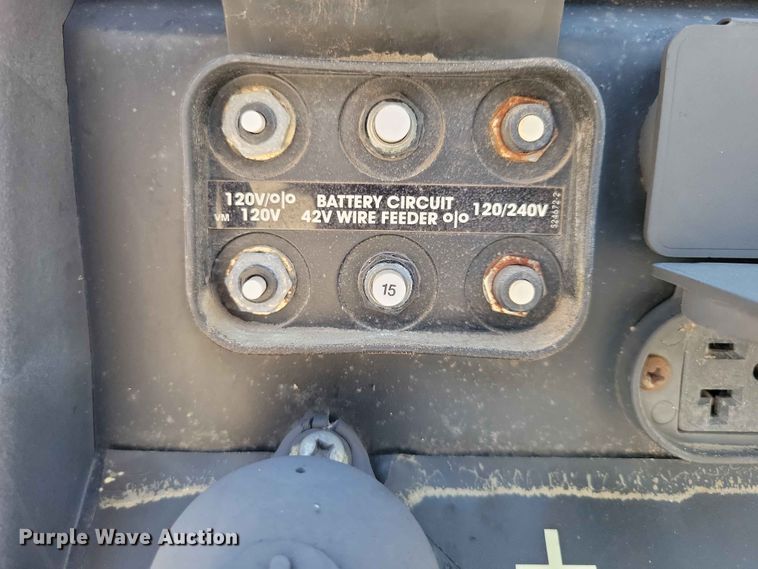 image for item EE1153 2004 Lincoln Ranger 250 welder/generator