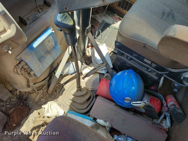 image for item EE1154 1991 Ford LTL9000 oil distributor truck