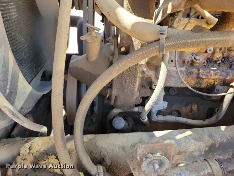 image for item EE1154 1991 Ford LTL9000 oil distributor truck
