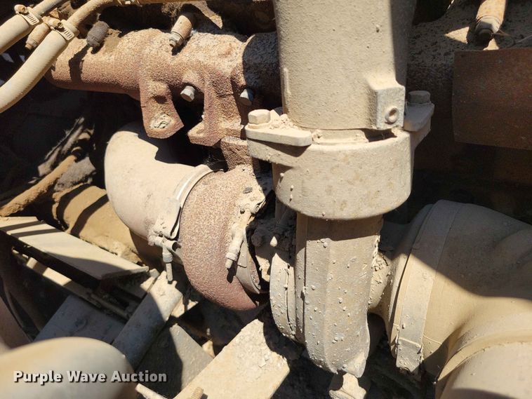 image for item EE1154 1991 Ford LTL9000 oil distributor truck
