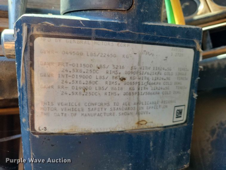 image for item EE1155 1981 GMC General oil distributor truck