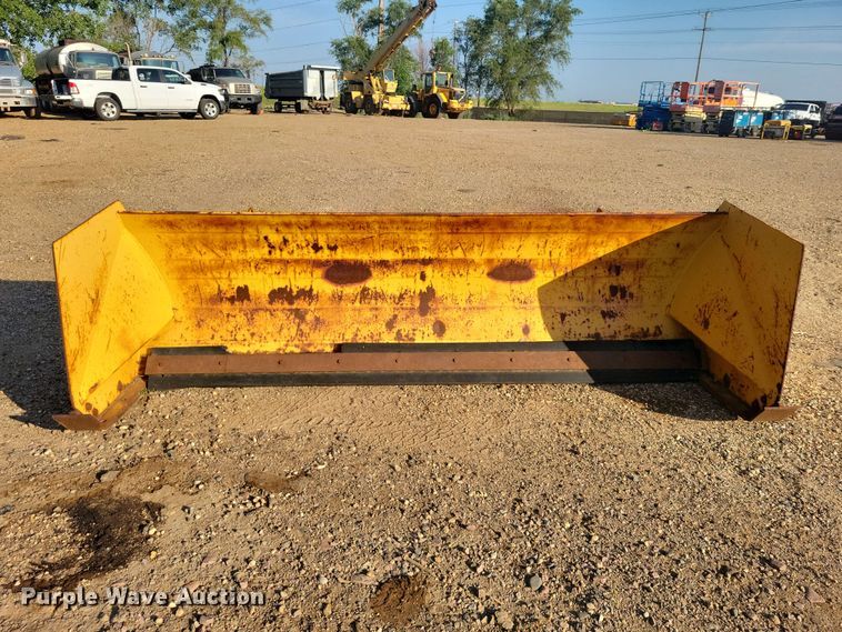 image for item EE1161 SnoDozer skid steer box blade
