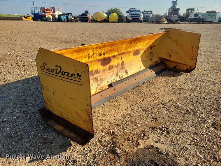 image for item EE1161 SnoDozer skid steer box blade