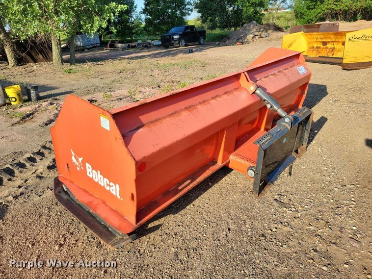 image for item EE1162 Bobcat skid steer box blade