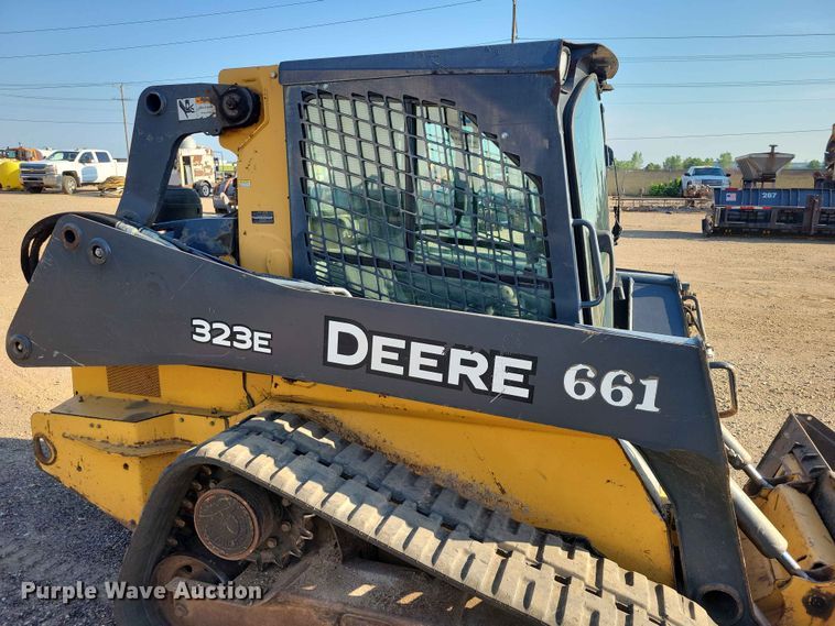 image for item EE1165 2015 John Deere 323E tracked skid steer loader