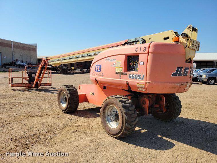image for item EE1166 2008 JLG 660SJ boom lift