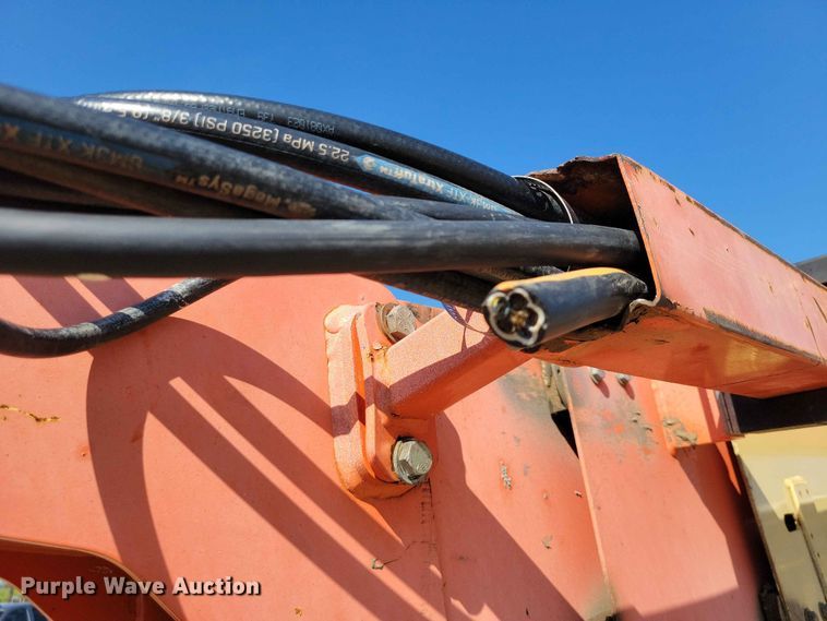 image for item EE1166 2008 JLG 660SJ boom lift