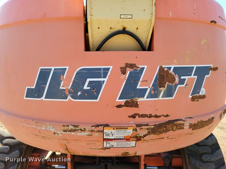 image for item EE1166 2008 JLG 660SJ boom lift