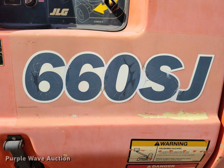 image for item EE1166 2008 JLG 660SJ boom lift