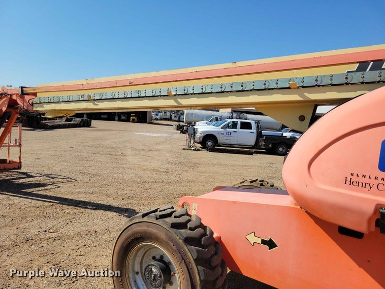 image for item EE1166 2008 JLG 660SJ boom lift
