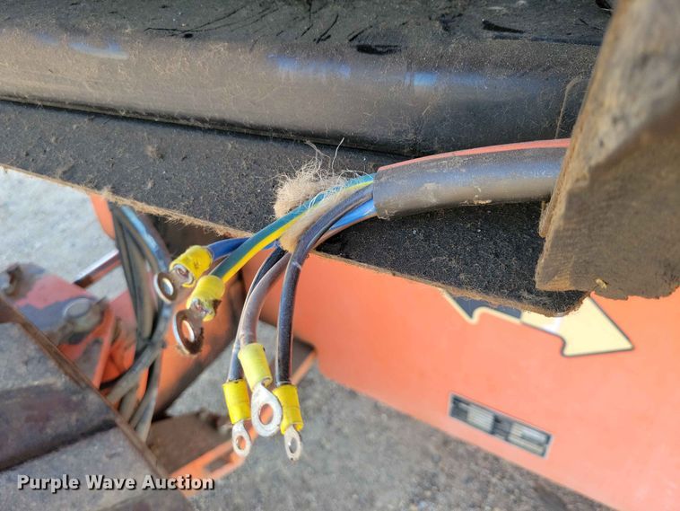 image for item EE1166 2008 JLG 660SJ boom lift