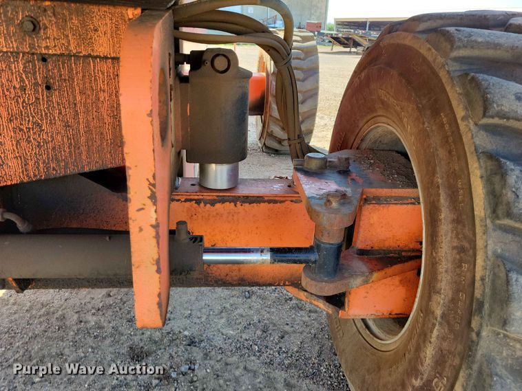 image for item EE1166 2008 JLG 660SJ boom lift