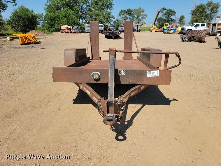 image for item EE1168 2005 Dressen Custom Trailers equipment trailer