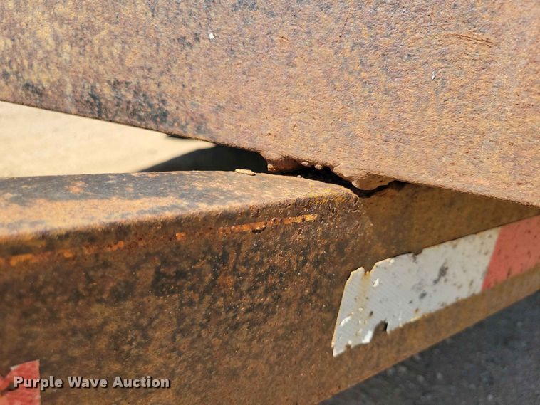 image for item EE1168 2005 Dressen Custom Trailers equipment trailer