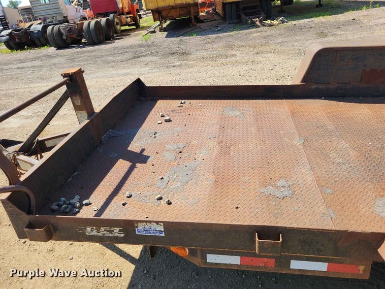 image for item EE1168 2005 Dressen Custom Trailers equipment trailer