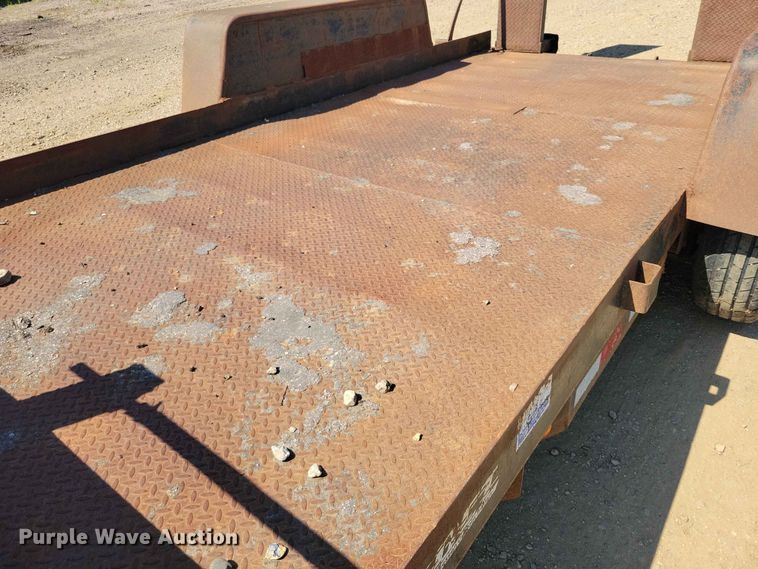 image for item EE1168 2005 Dressen Custom Trailers equipment trailer