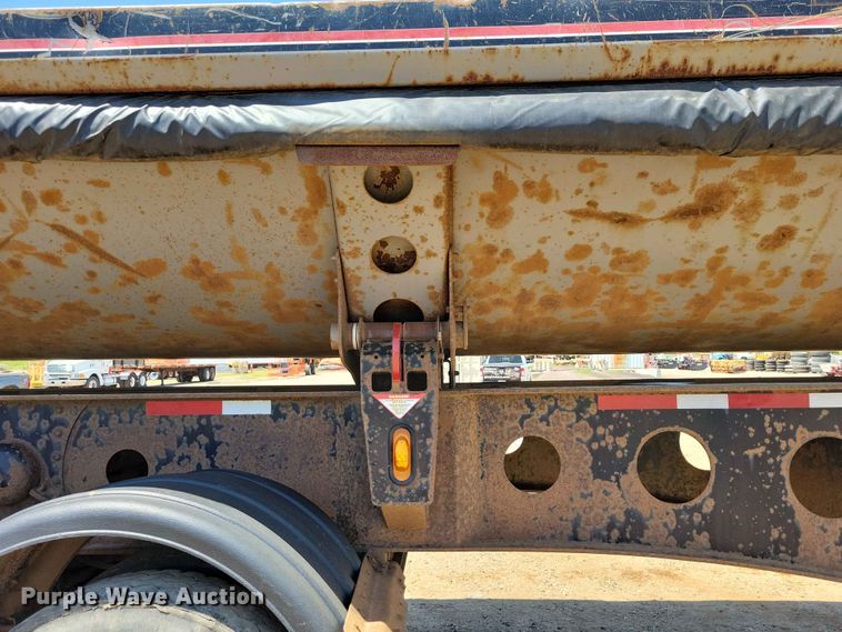 image for item EE1170 2011 SiDump'R Trailers SDR325 side dump trailer