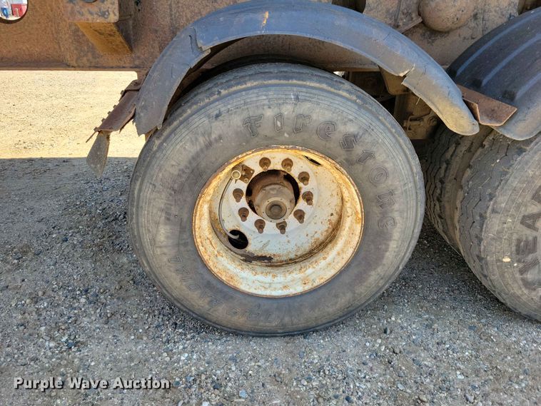 image for item EE1170 2011 SiDump'R Trailers SDR325 side dump trailer