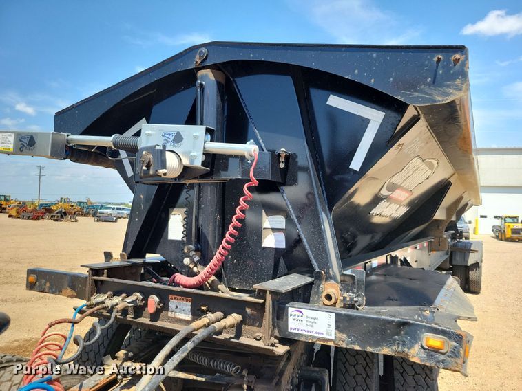 image for item EE1172 2017 Side Dump Industries side dump trailer