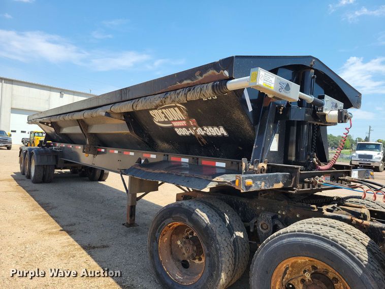 image for item EE1172 2017 Side Dump Industries side dump trailer